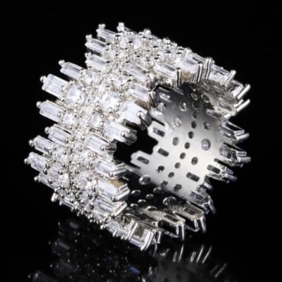 NEW 925 STERLING SILVER ROUND SQUARE RING - Picture 4 of 6